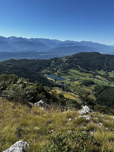 Lac de La Thuile – Le Massif des Bauges avec son chien