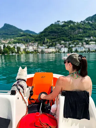 pedalo-montreux-suisse